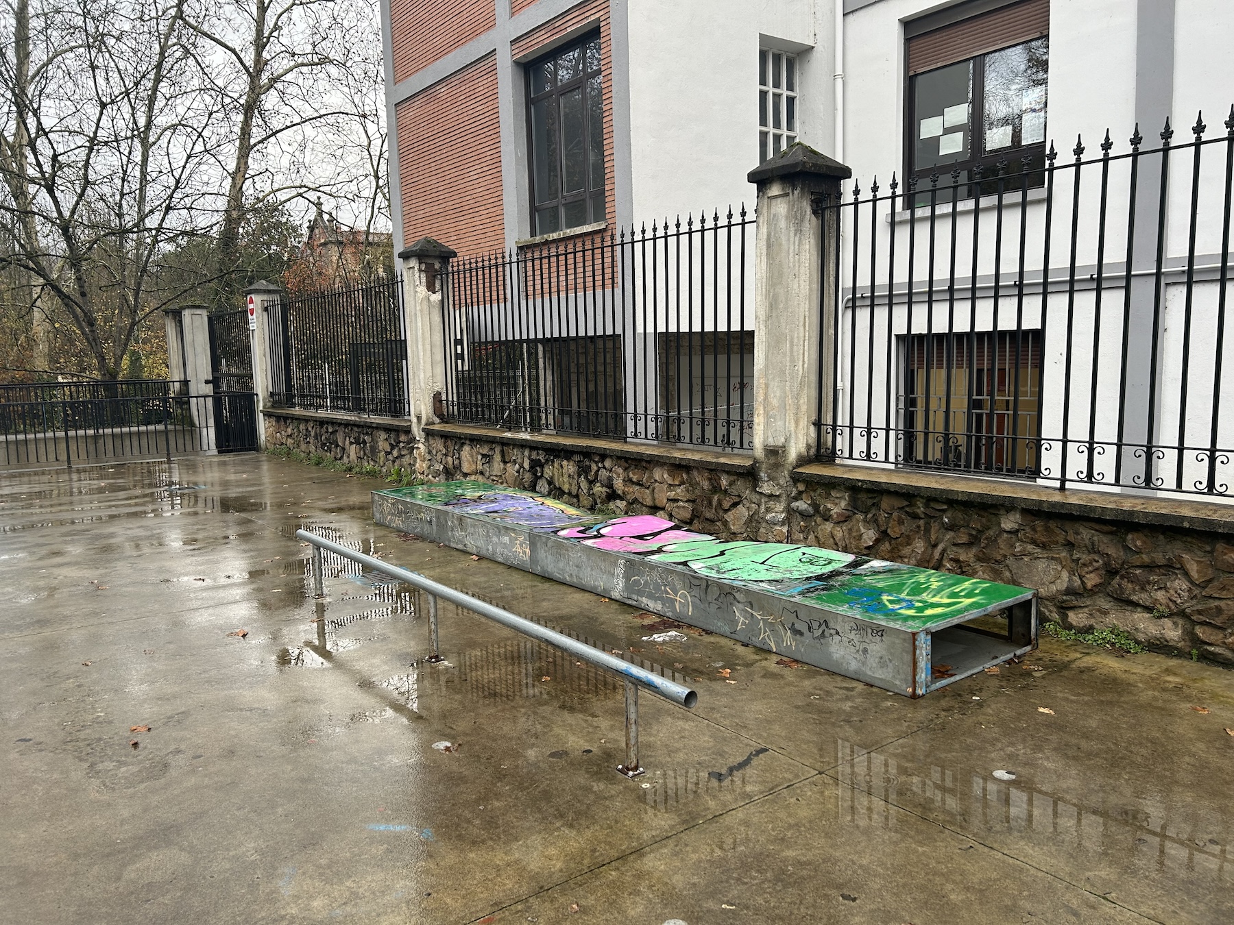 Euskadi Enparantza Plaza Skatepark